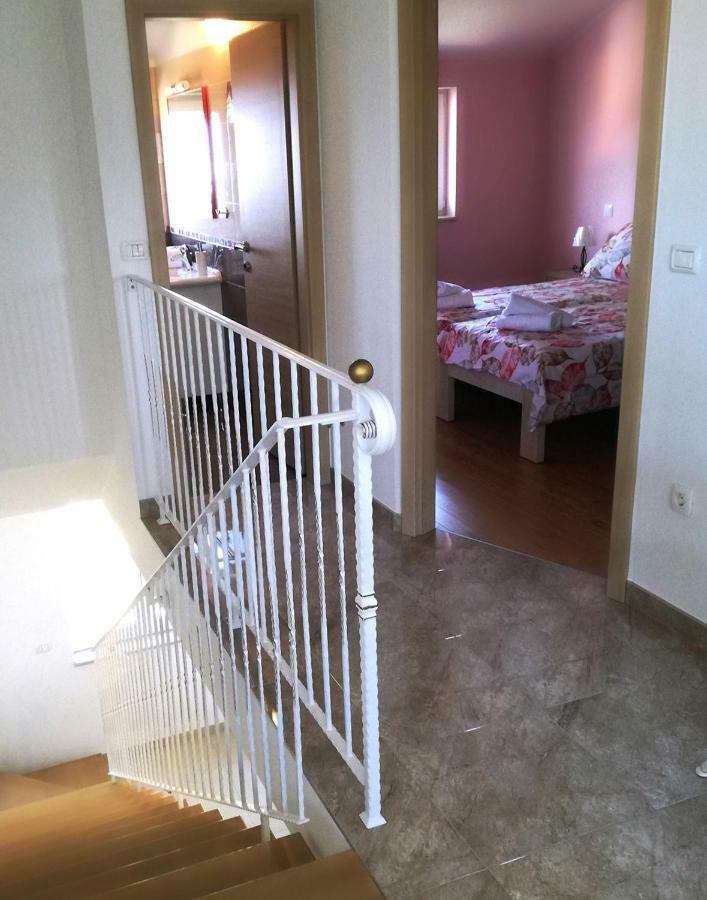 Apartment Luce Pican Екстер'єр фото